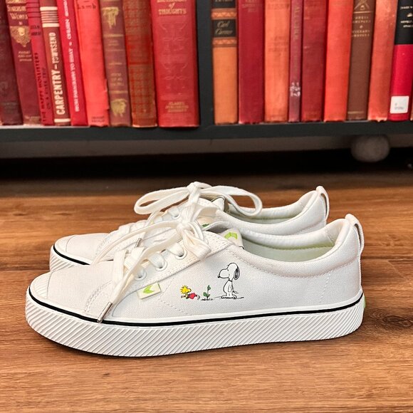 Cariuma X Peanuts Canvas Sneaker Earth Day Special Edition Sz 8 - Picture 9 of 15